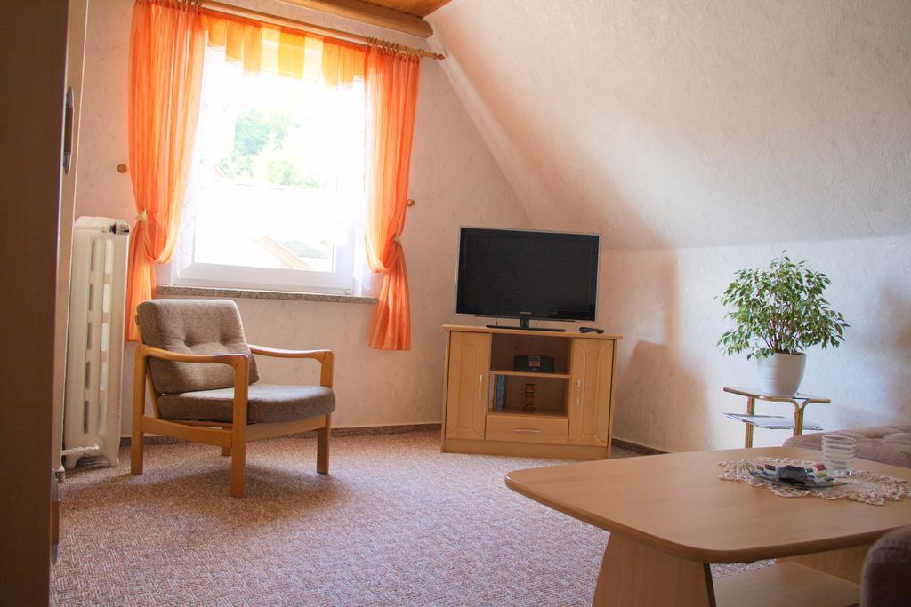 Ferienwohnung Zum Wald Sellin  Habitación foto